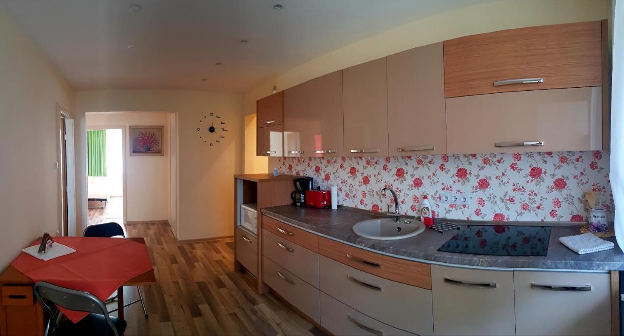 Orhidea Apartman Ґеорґень Екстер'єр фото