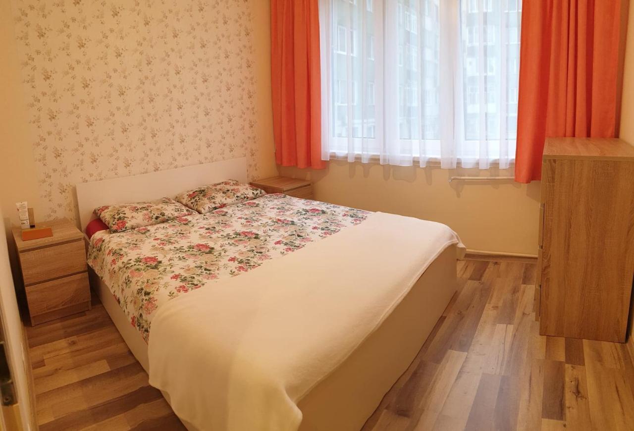 Orhidea Apartman Ґеорґень Екстер'єр фото